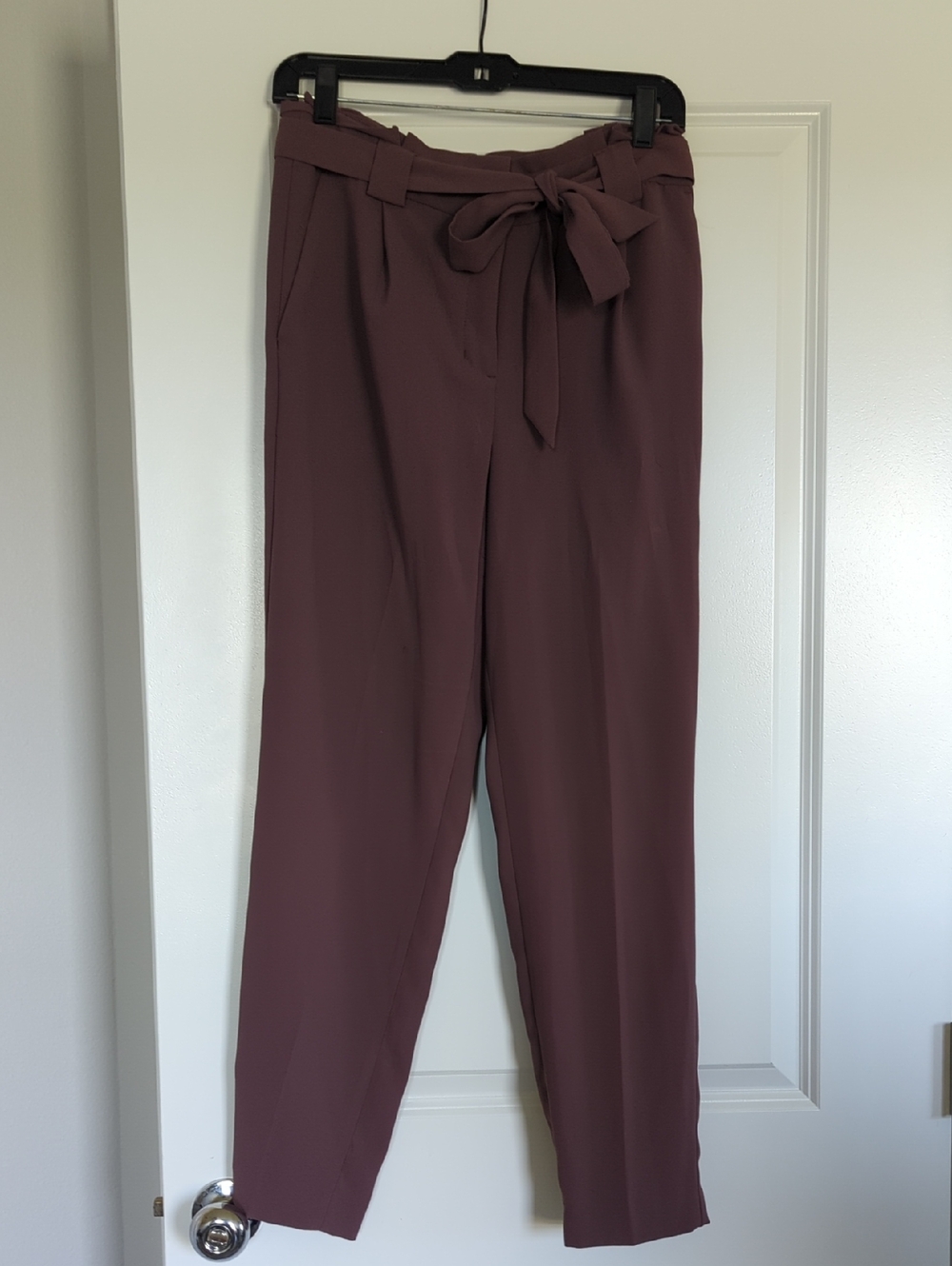 Paperbag Waist Tie-Front Pants in Plum